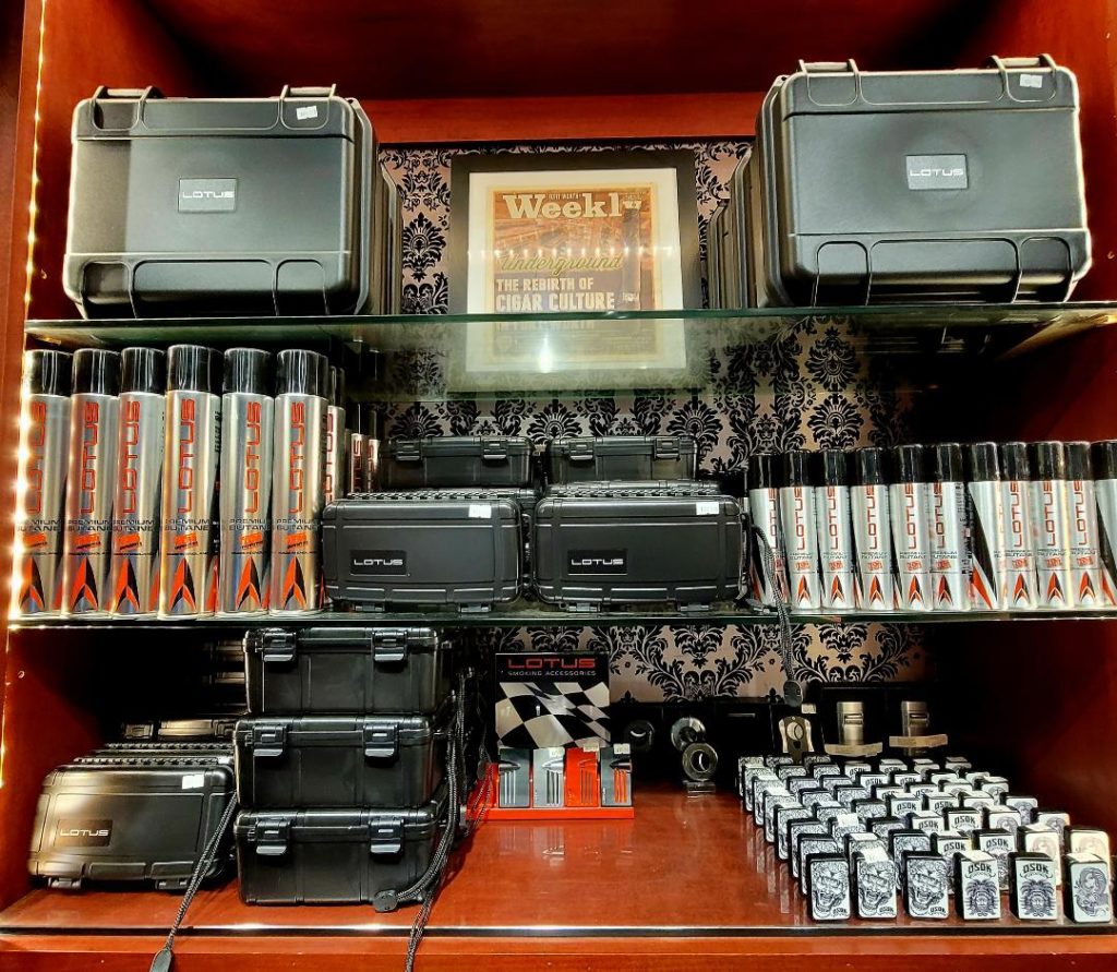 Lotus 10 Count Travel Humidor Underground Cigar Shop & Lounge
